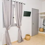 Bed & Breakfast Avgerinos Deluxe Paliochori