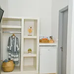Avgerinos Deluxe Bed & Breakfast 4*