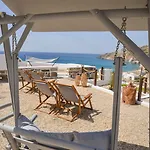 Avgerinos Deluxe 4*