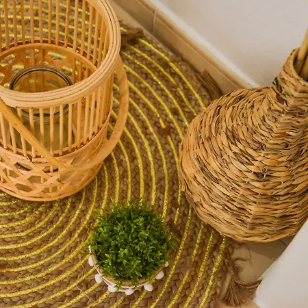 Avgerinos Deluxe Couette-café 4*